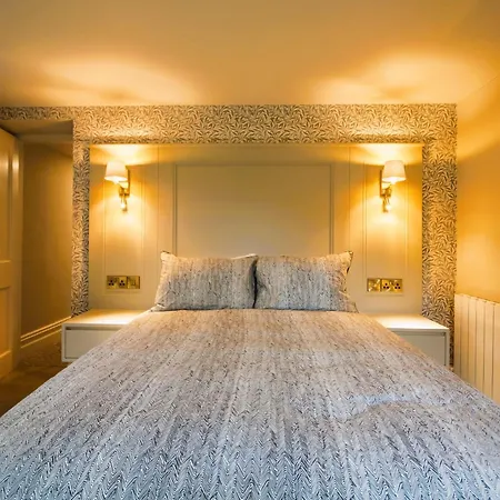 Glenastar * ニューキャッスル・ウェスト