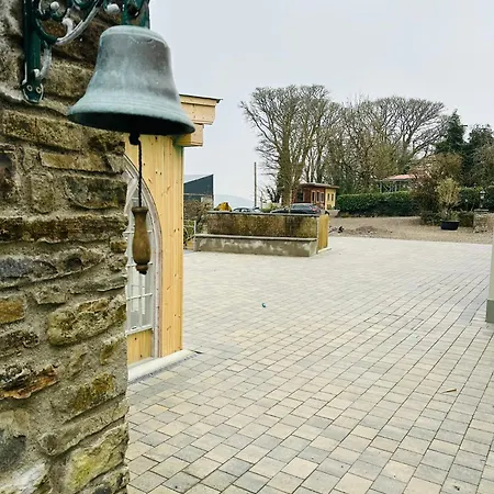 Glenastar * Newcastle West